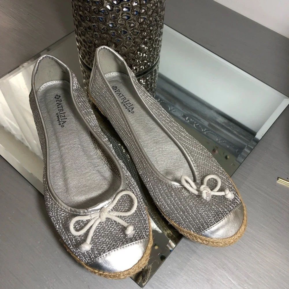 PATRIZIA WOMENS  ESPADRILLE..
